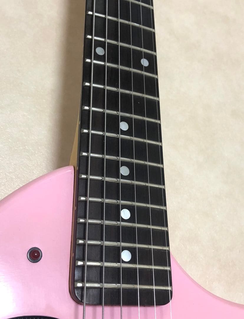 【美品】ZO-3 ピンク アンプ内蔵ミニギター ヘッドフォン端子付