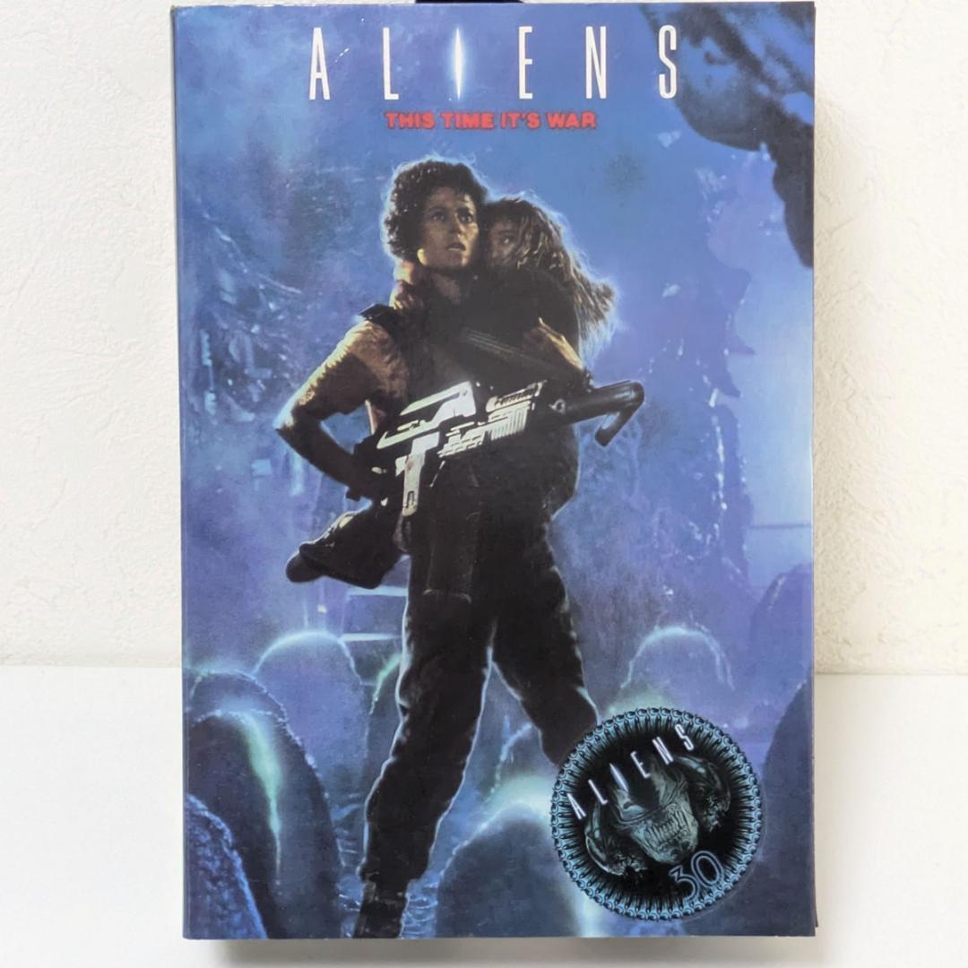 エイリアン30周年記念　ニュート救出作戦　2体組　箱付き・未開封　NECA