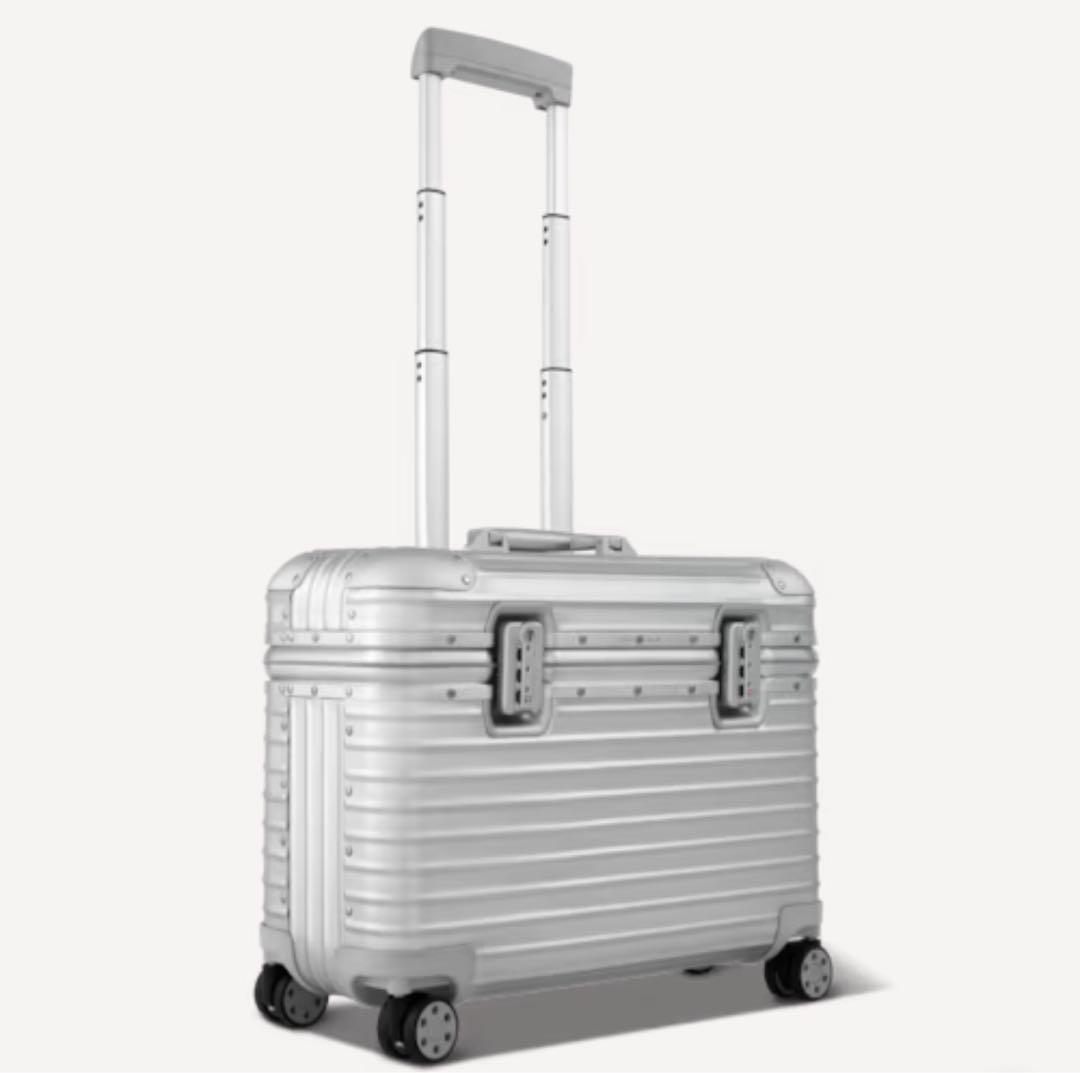 Rimowa オリジナルパイロットケース　シルバー