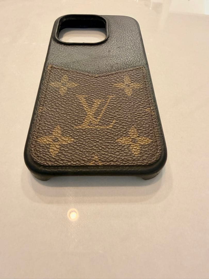 Louis Vuitton ルイヴィトンiPhoneケース　15pro
