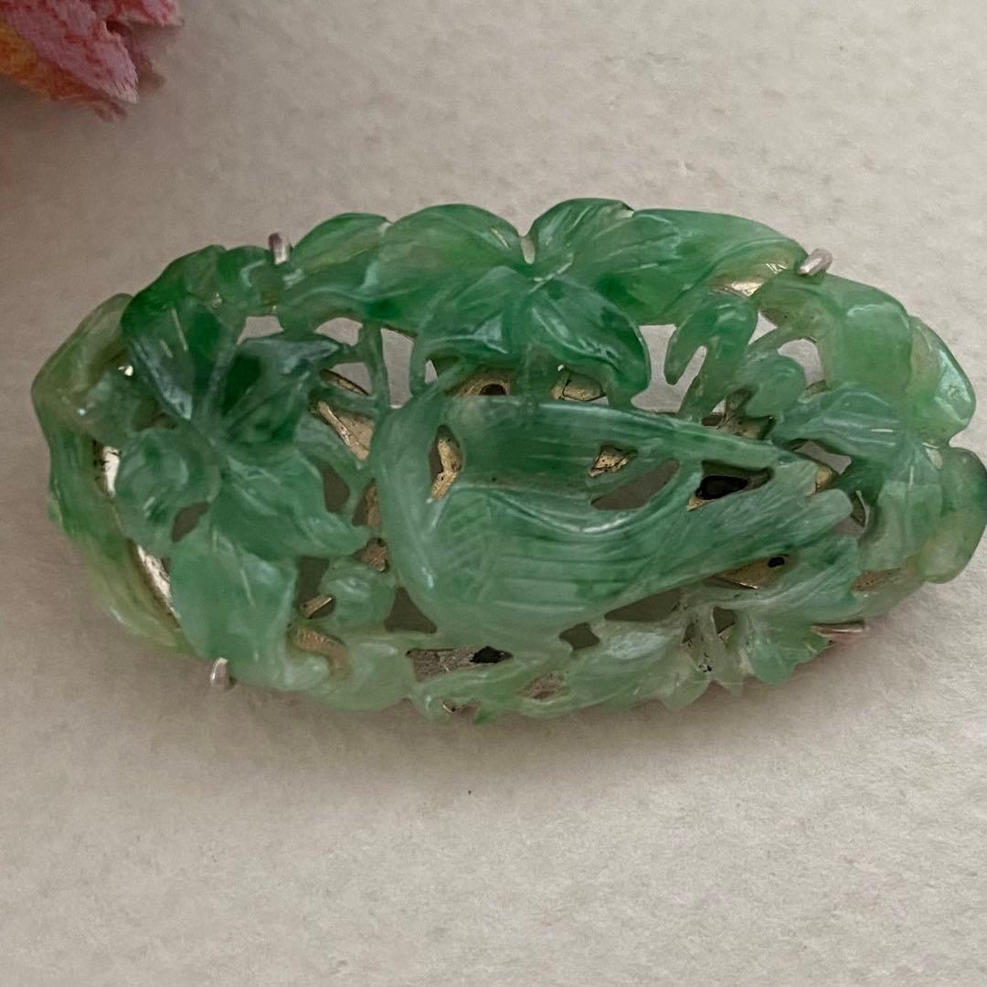 アンティーク翡翠ペンダント兼ブローチ　透かし柄の花鳥図透明感の良いロウカンタイプ