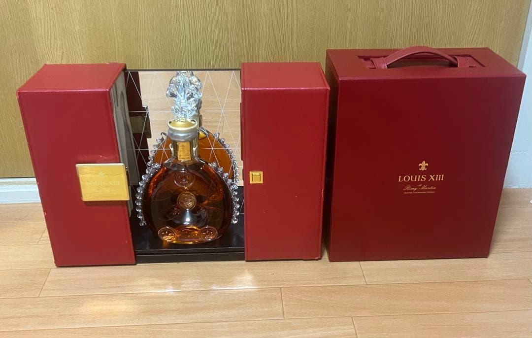 テ*ン様 【希少】レミーマルタン　ルイ13世　観音開き