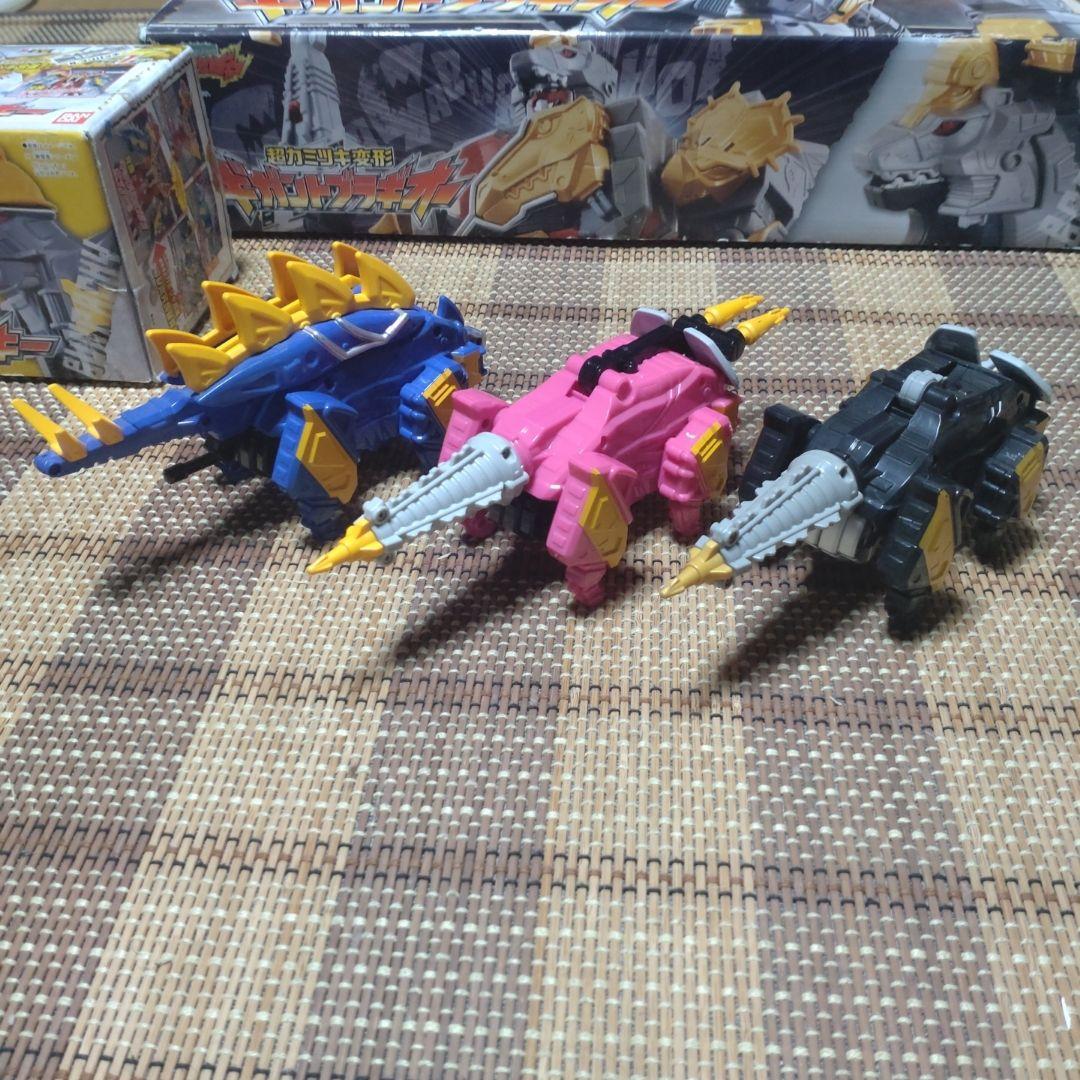 恐竜戦隊ジュウレンジャー フィギュアセット