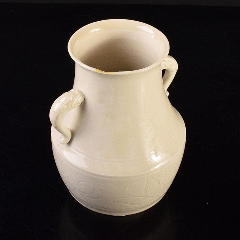 中国　徳化窯白磁　刻花文　双耳瓶　C　6946