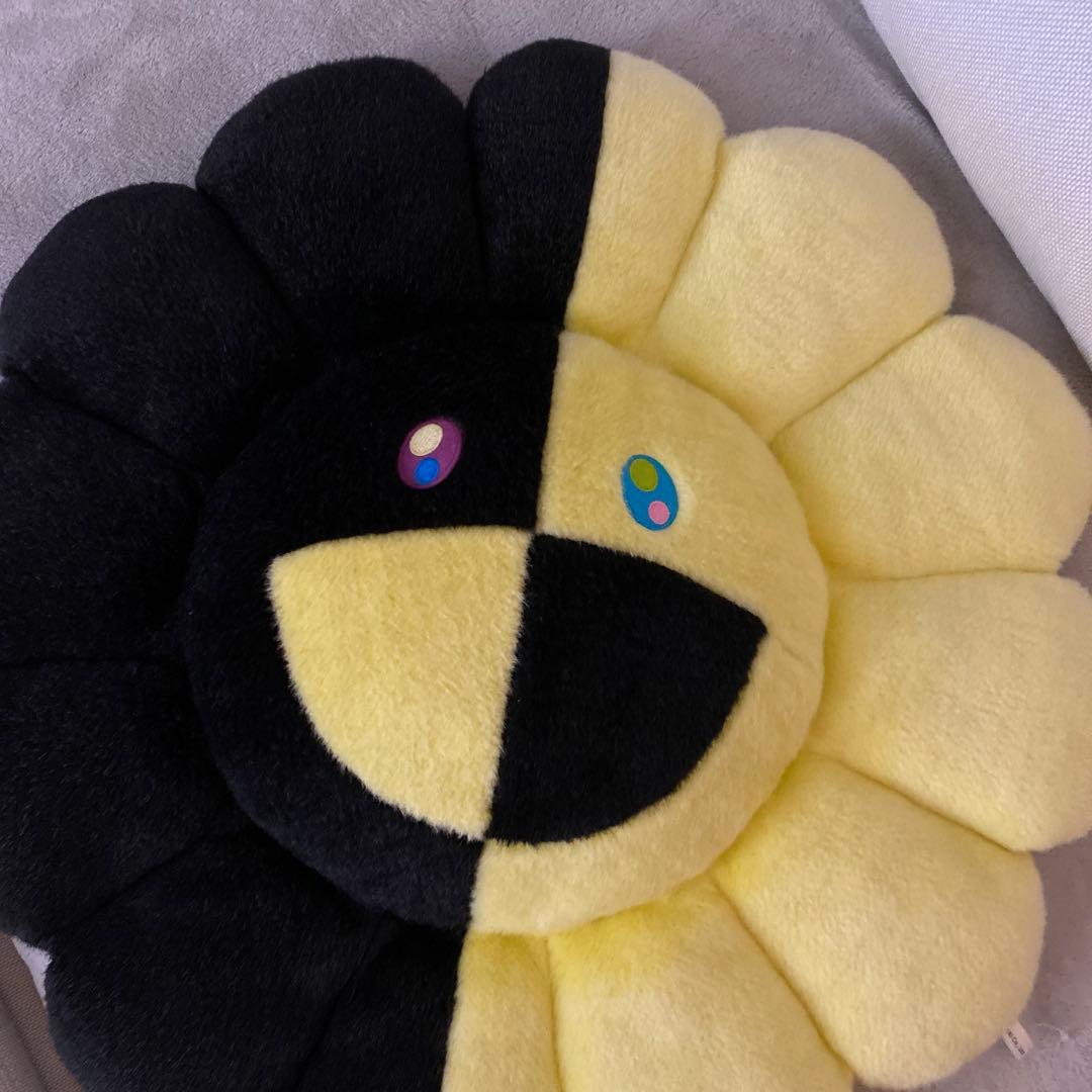 ヒカル×村上隆　コラボ　フラワークッション　60cm ぬいぐるみ クッション