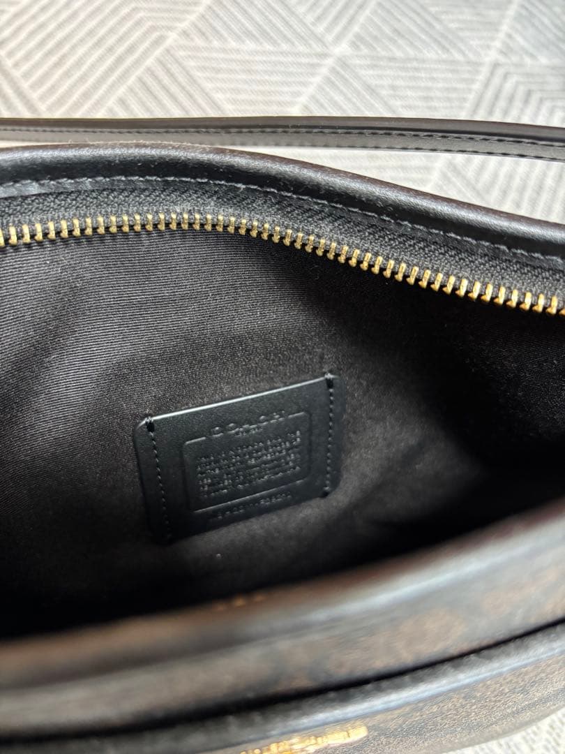 Coach ショルダーバッグ ダークブラウン