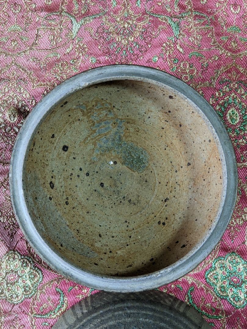 ♦古陶磁 安南染付 マンゴスチン 掛分け蓋物 サワンカローク 宋胡録 骨董品