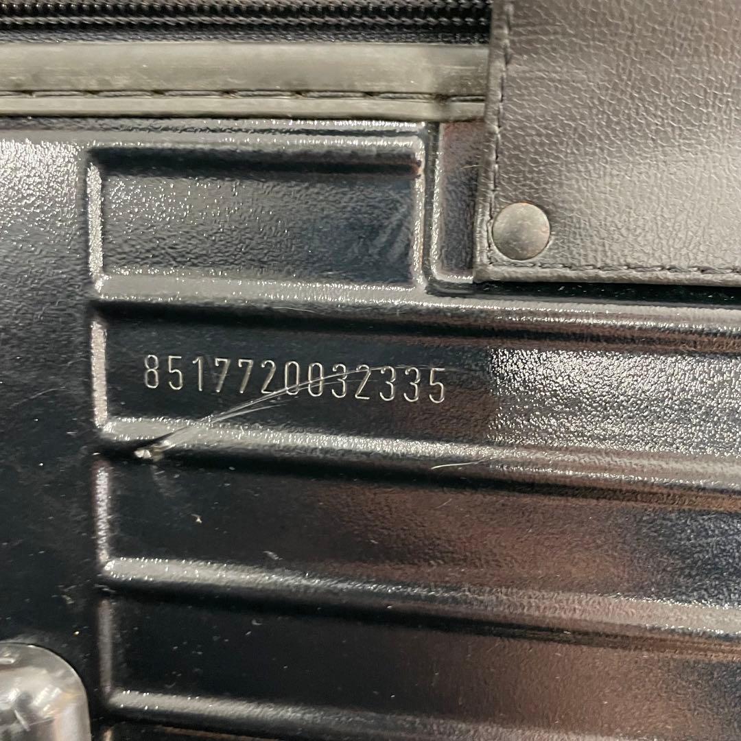 RIMOWA リモワ ブラック スーツケース 851.77