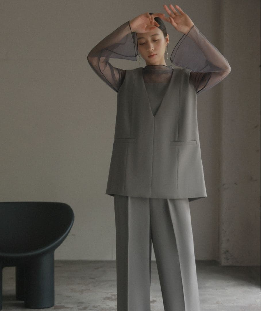 GIRL セットアップ　S グレー　オケージョンドレス　結婚式　パンツドレス