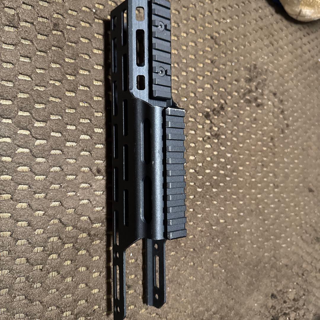 DYTAC KRISS Vecter用M-LOKハンドガード
