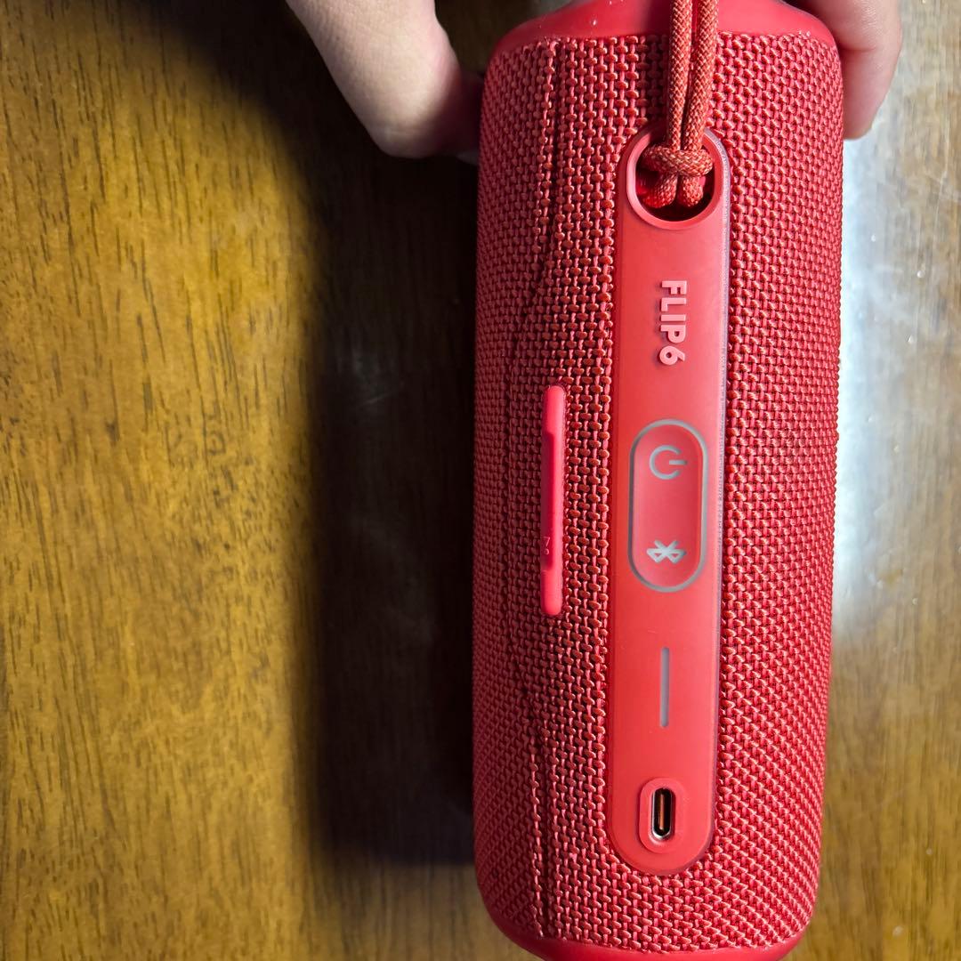 JBL Flip 6 レッド ポータブルスピーカー