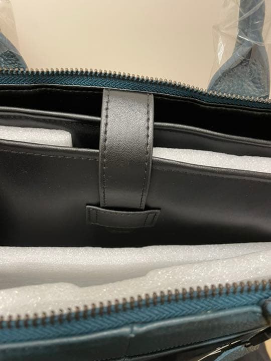 ビジネスレザーバッグ　makuake