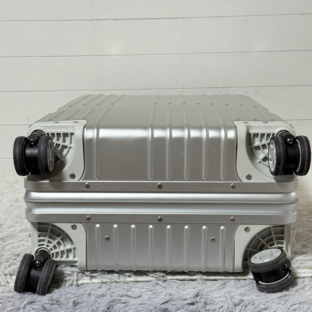 極美品✨イノベーター ステアリングシルバー INV1811 Sサイズ　36L