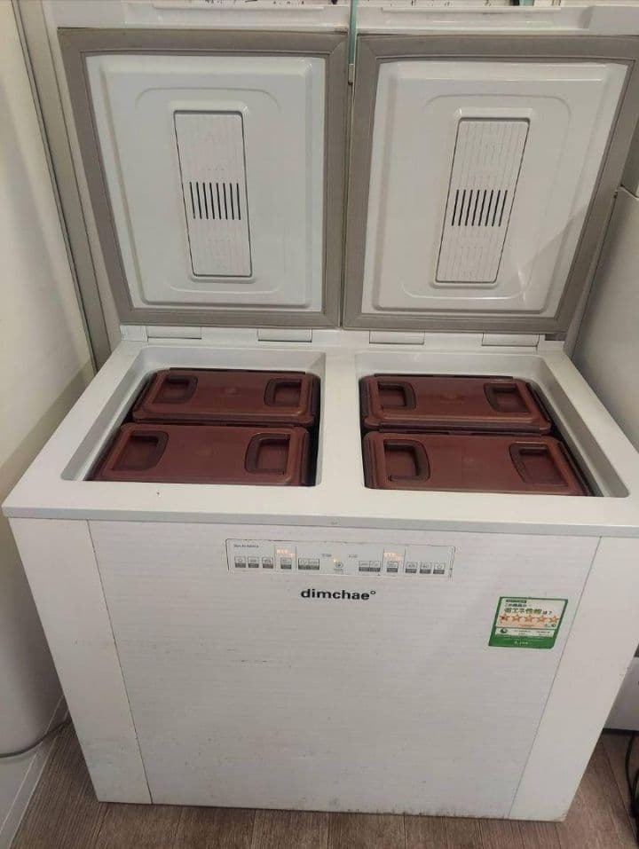 最終値下げ＊ディムチェ　キムチ冷蔵庫　180リットル(2ROOMタイプ)