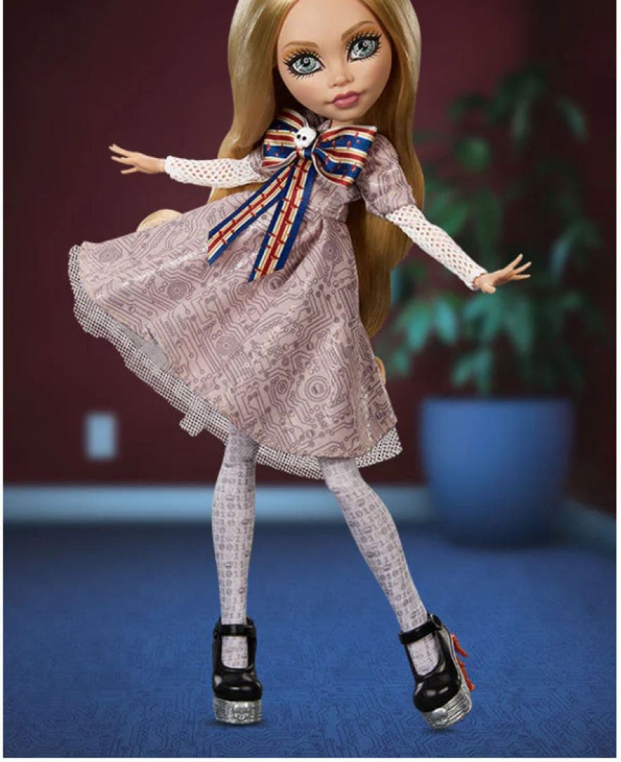 モンスターハイ　ミーガン　M3GAN スカルレクター　Megan ドール