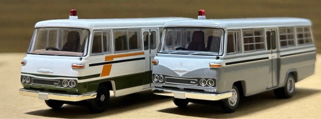 トミカリミテッドヴィンテージネオ ニッサン シビリアン 2点セット