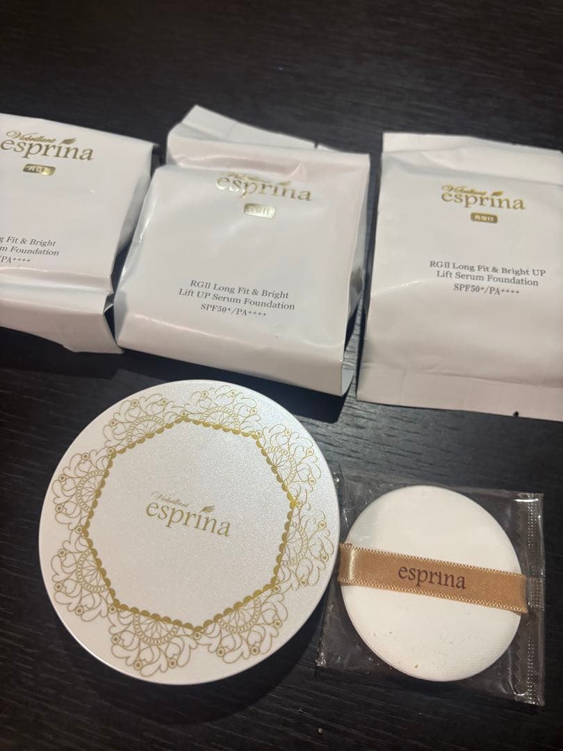 esprina エスプリーナ　クッションファンデ