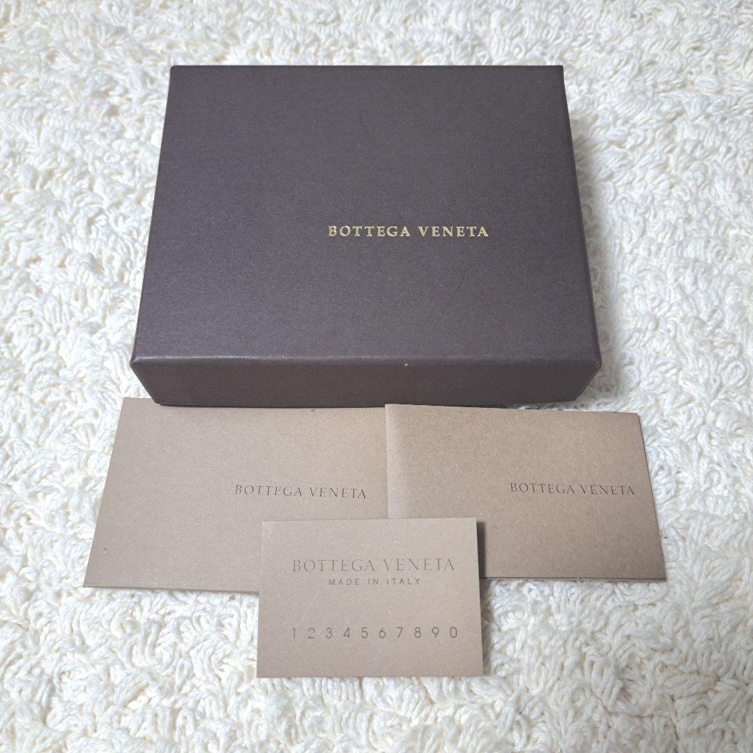 ボッテガヴェネタイントレチャートレザー本革小銭入れケースラウンドジップ