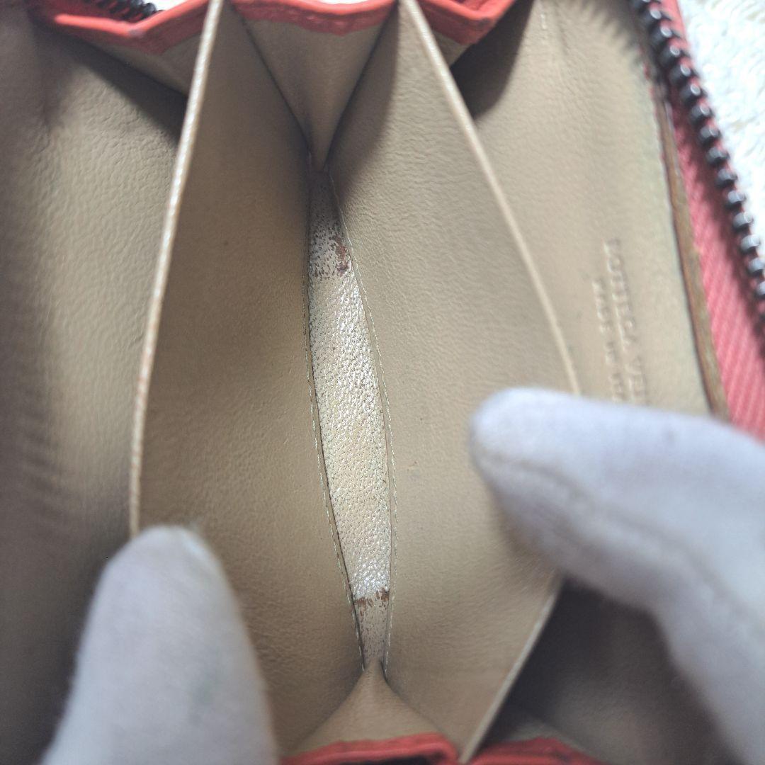 ボッテガヴェネタイントレチャートレザー本革小銭入れケースラウンドジップ