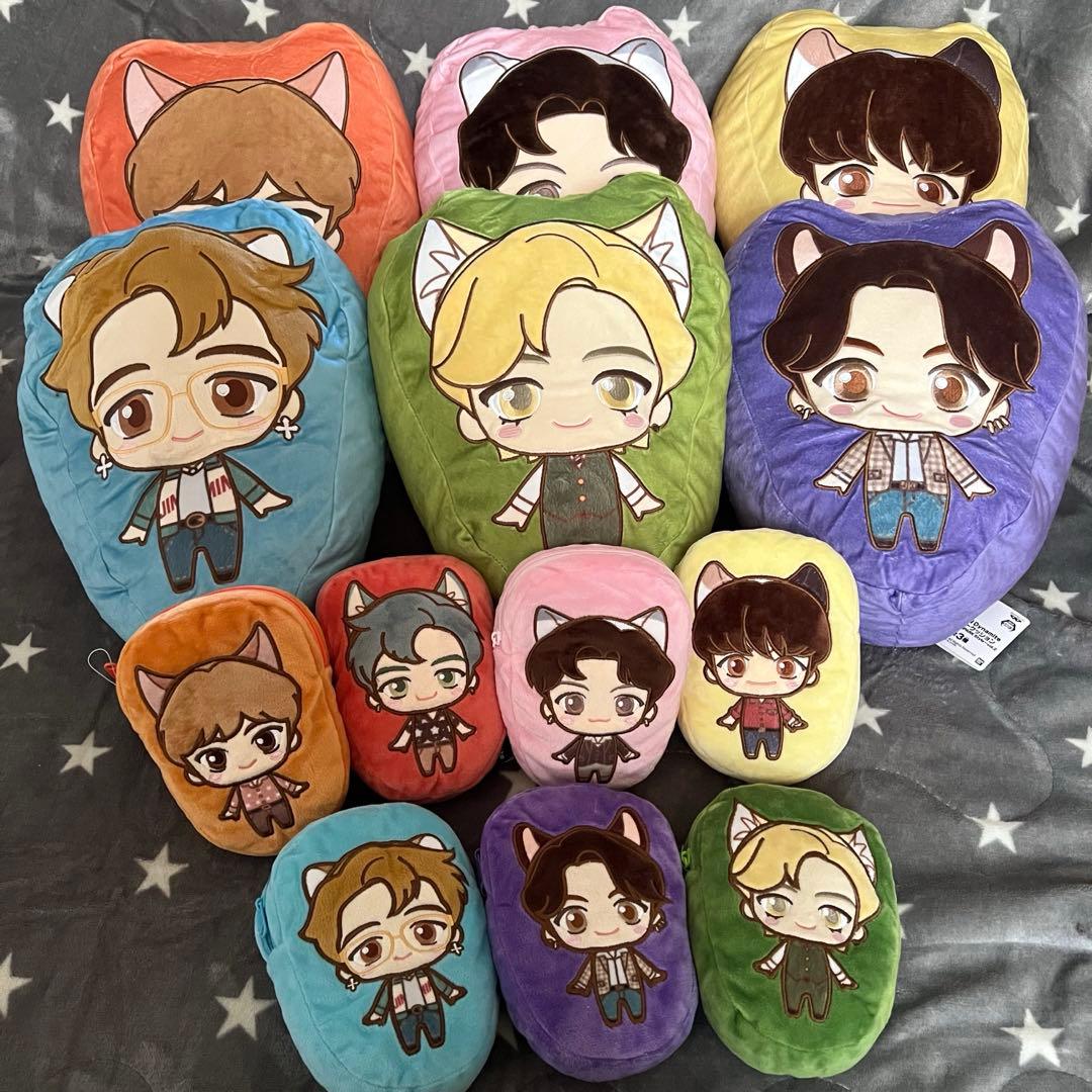 BTS TinyTAN ダイカットクッション　アップリケポーチ　猫耳