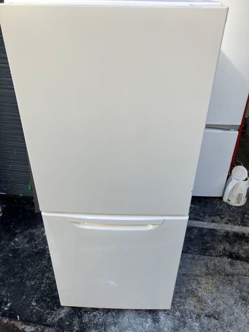 大阪引取限定　ホワイト冷蔵庫 NTR-149VA 149L 2019年製
