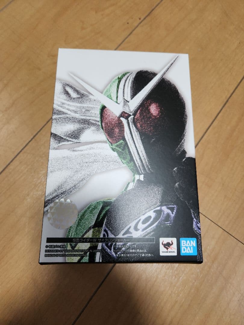 S.H.Figuarts 真骨彫 仮面ライダーW サイクロンジョーカー