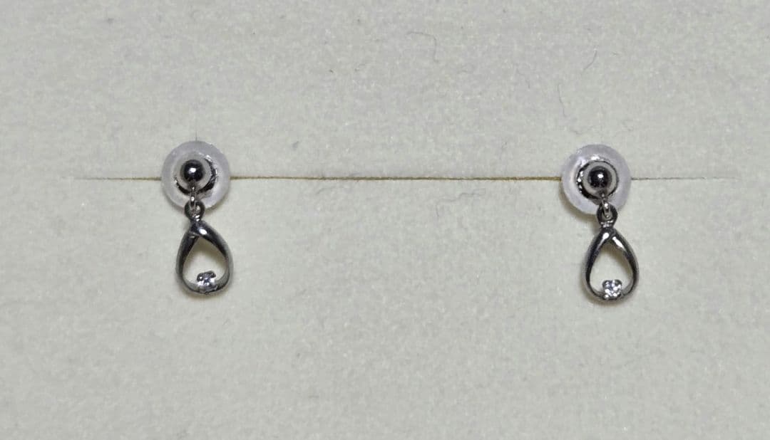 WISP プラチナ ダイヤモンド ピアス　刻印有り