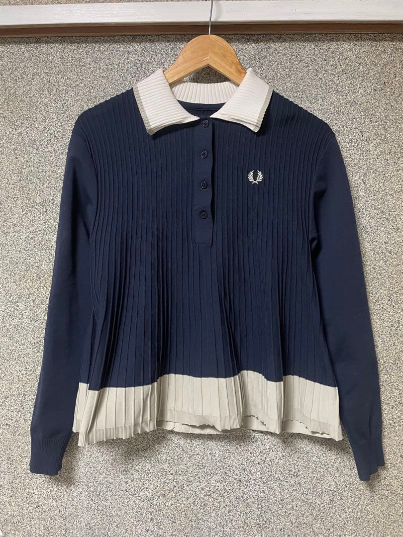 ［美品］FRED PERRY　フレッドペリー　F7246　ポロシャツ　プリーツ