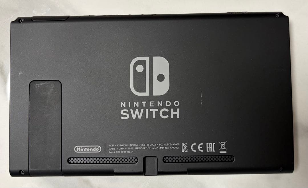Nintendo Switch 本体 赤青ジョイコン付き
