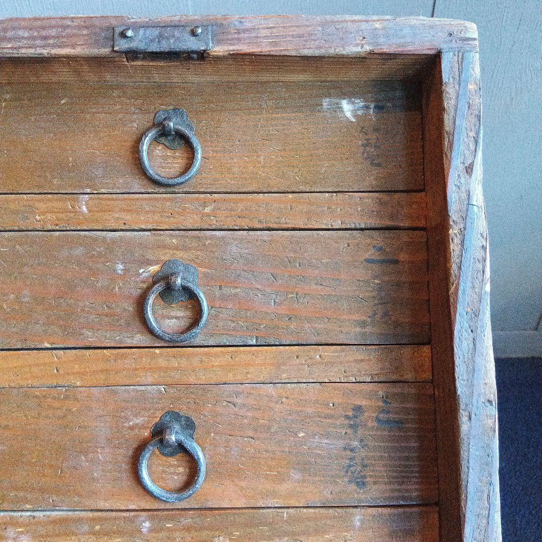 木製引き出し箪笥　鍵付き　ヴィンテージ