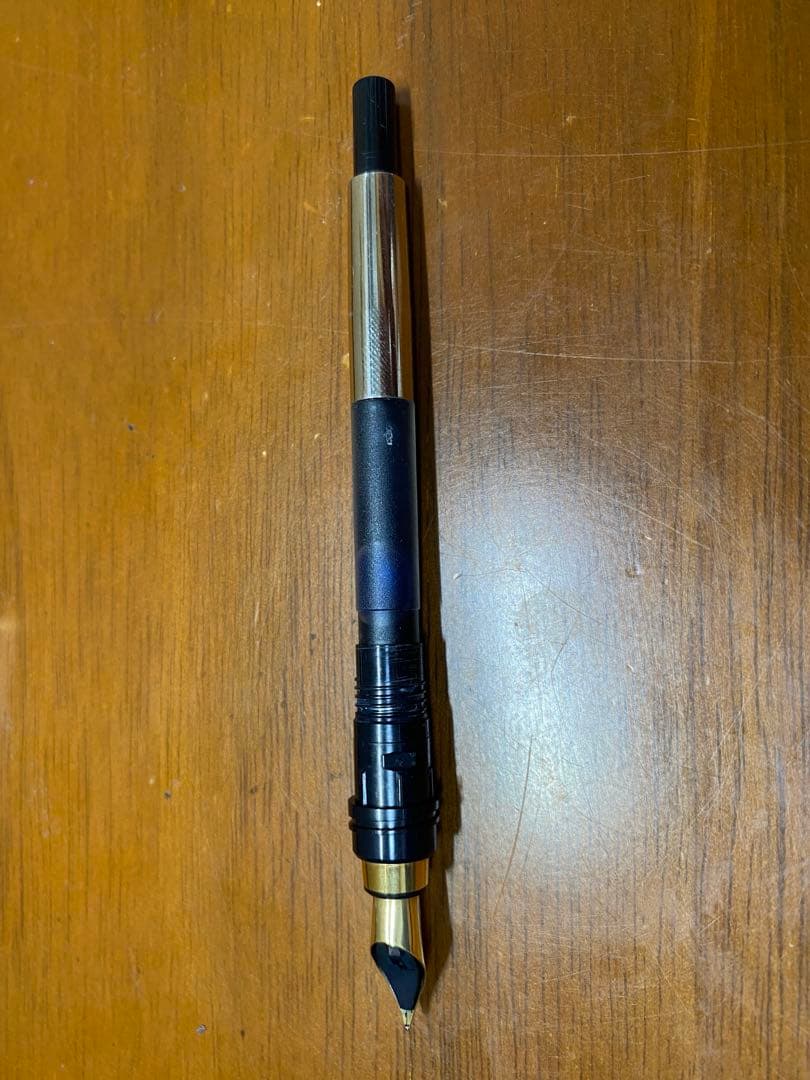 希少 S.T.DuPont 万年筆18金750 漆仕上げ コンバーター