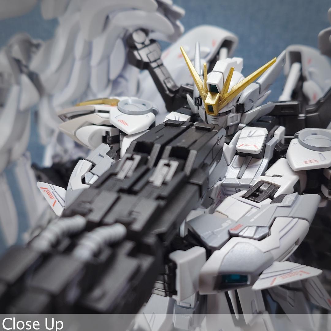 MG ウイングガンダム \" white カスタム\" パール塗装完成品