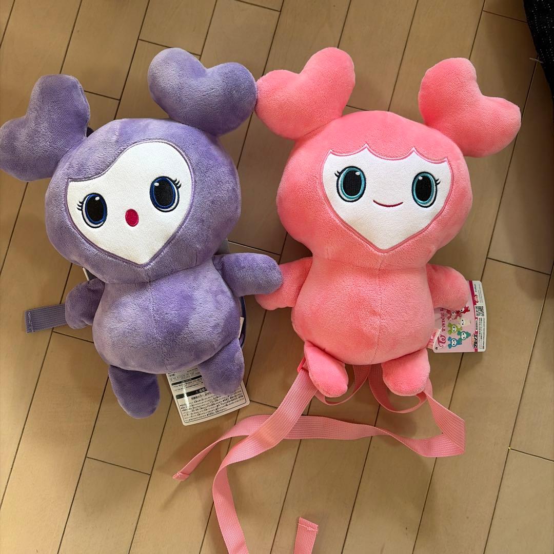 TWICE GiGO ぬいぐるみリュック モモ & サナ モブリー & サブリー