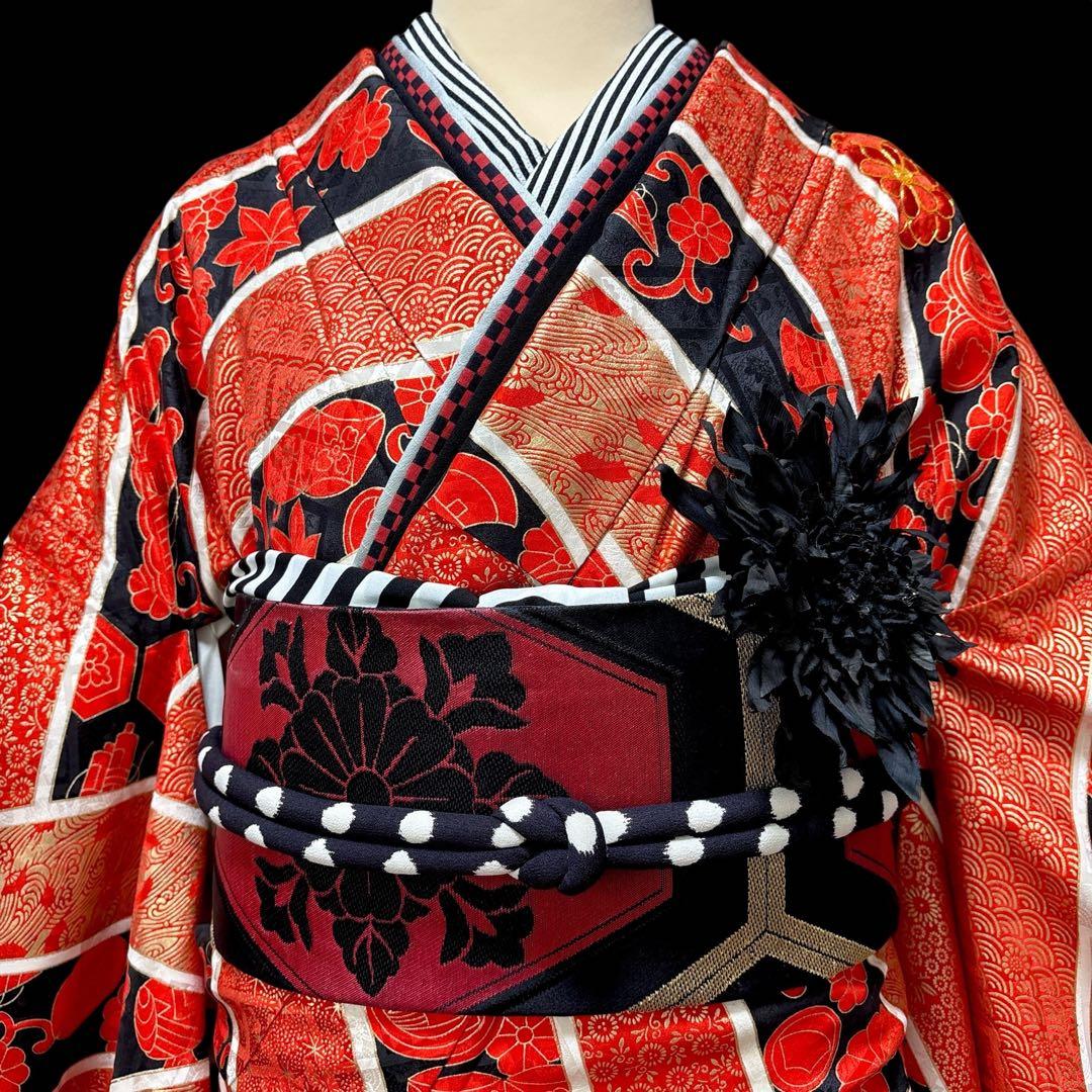 (あ996)赤黒白金 祝い柄の荒波のような斜めストライプ振袖㊗️⑤点セット