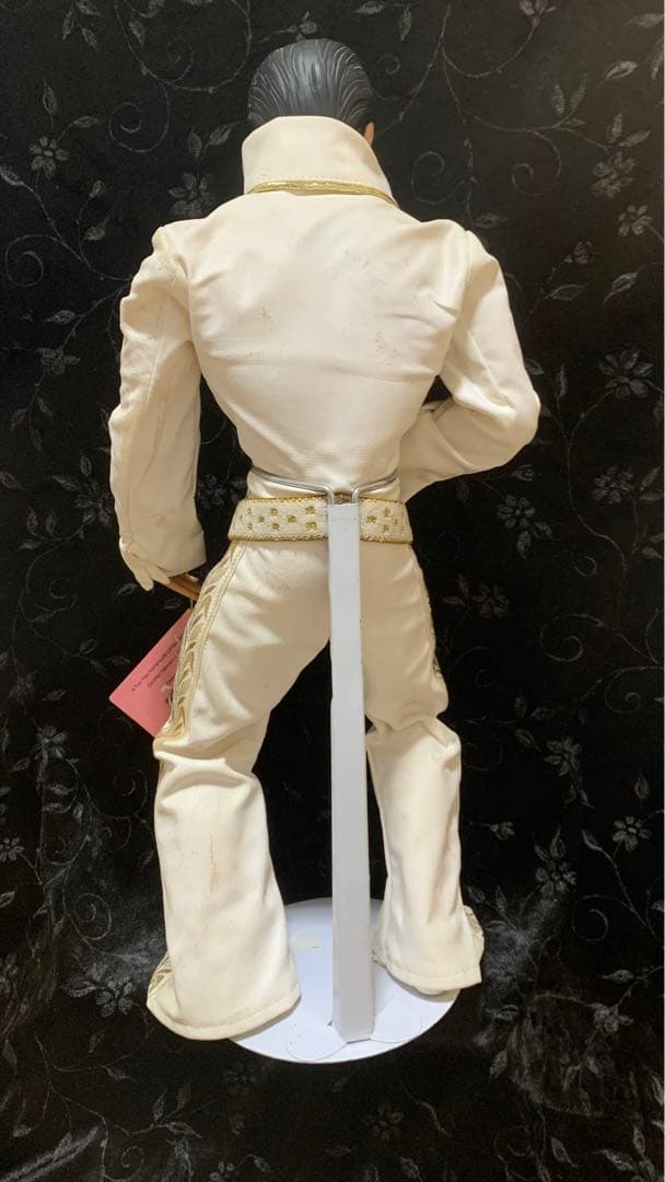 エルヴィスプレスリースーパーゴールド・エルヴィス限定版 1984年ワールドドール