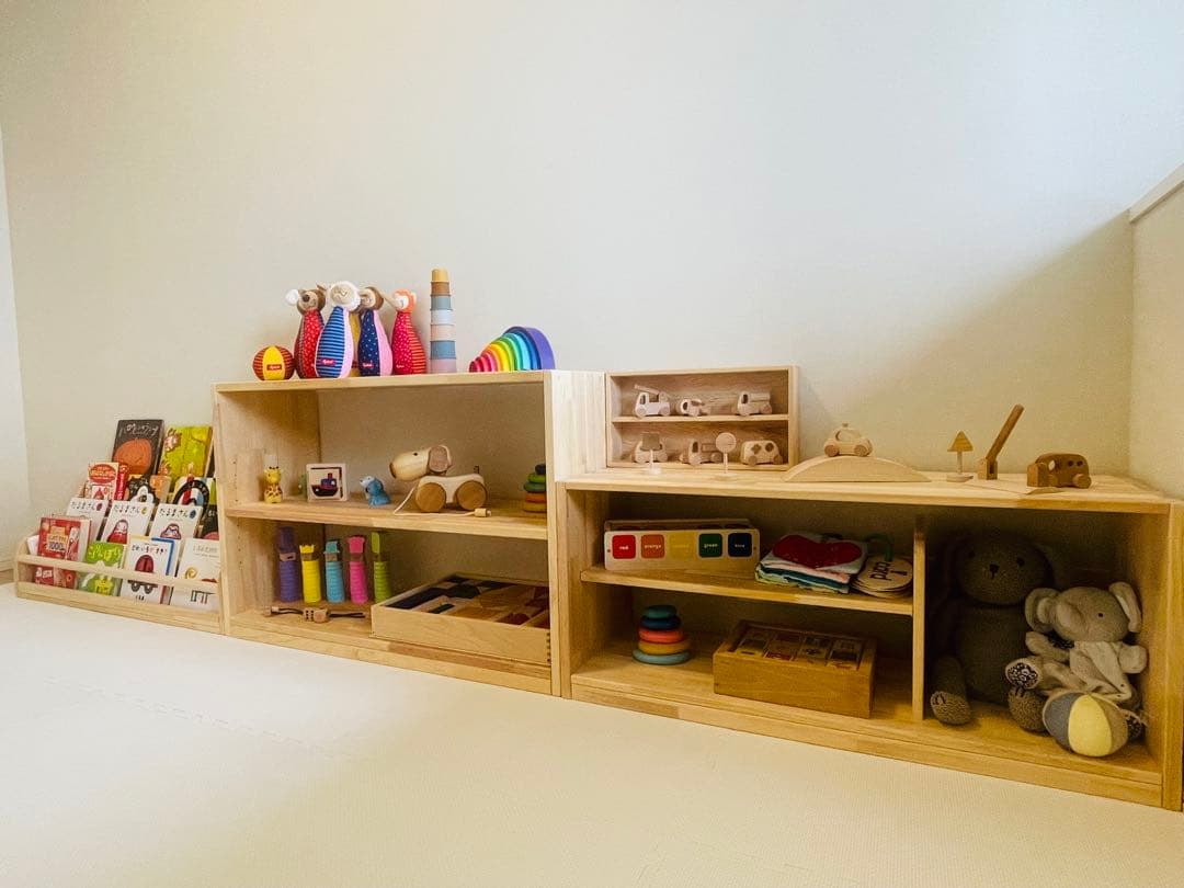 ② メイ様　絵本棚、おもちゃ棚セット