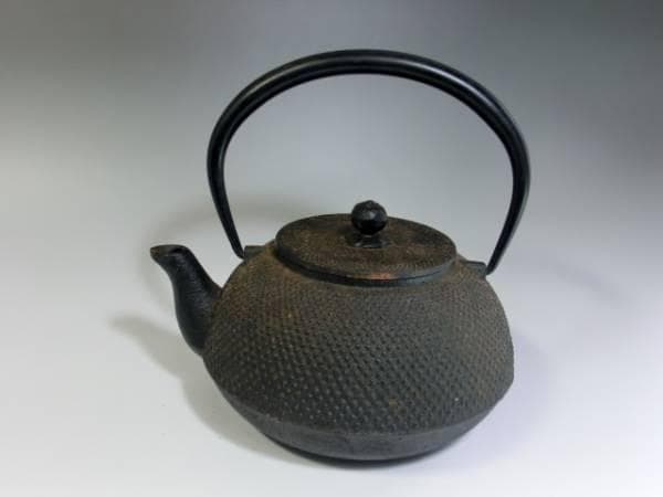 鉄瓶■「南部池永」 古い南部鉄 小あられ 急須 茶瓶 煎茶道具 時代物 骨董品■