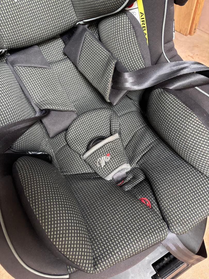 マムズキャリー ターンレジェFIX チャイルドシート 西松屋