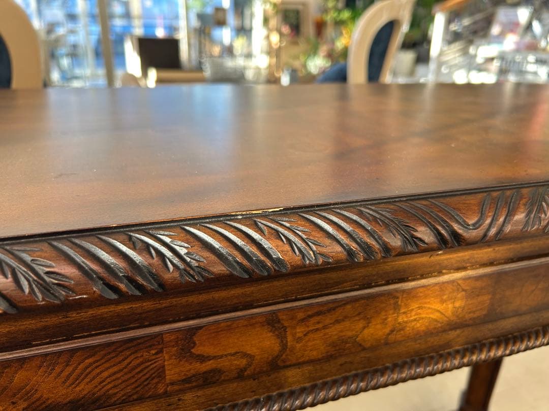 クラシック木製　コンソールテーブル　アンティーク調