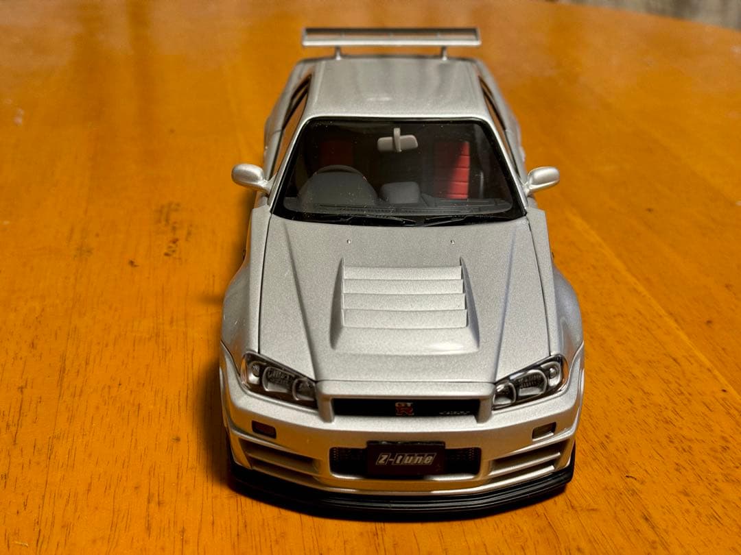 オートアート製　1/18 NISMO R34 GT-R Z-TUNE