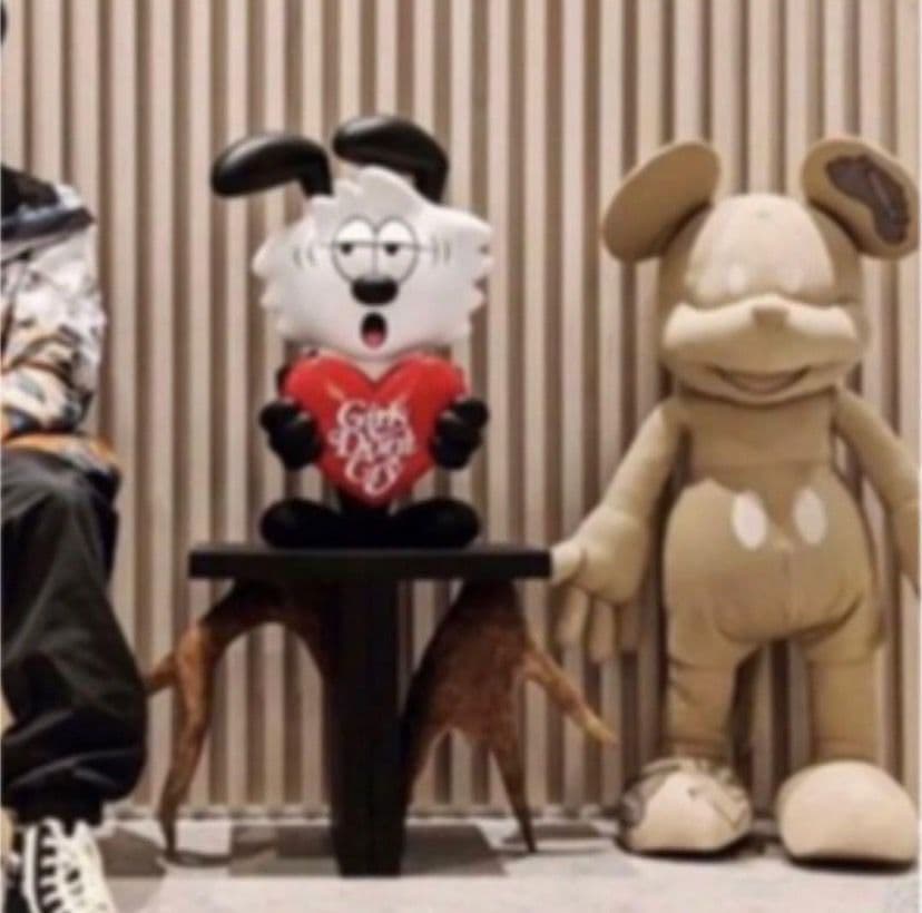 I*I様 Daniel Arsham ダニエルアーシャム x ミッキー 特大ぬい