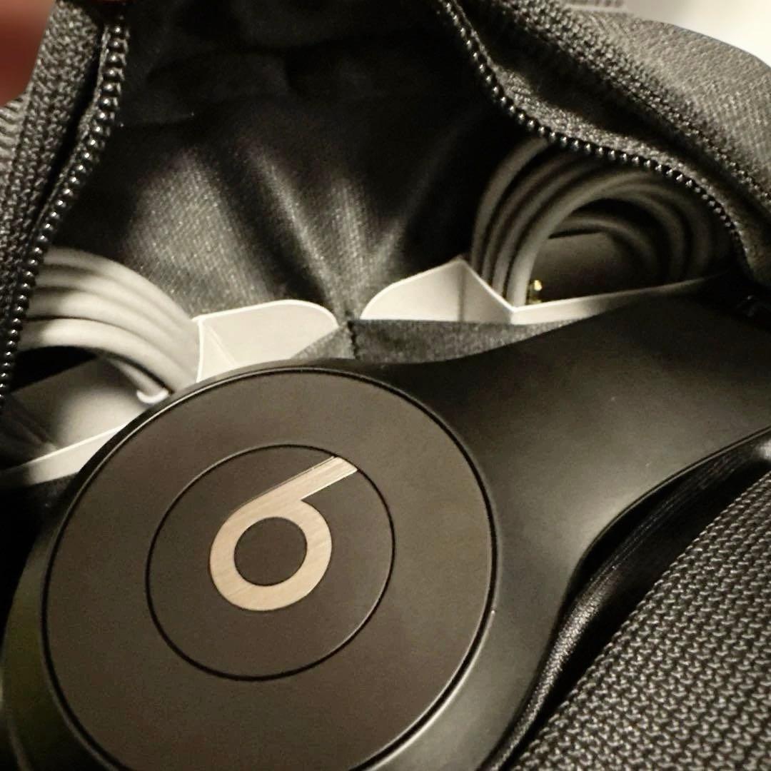 Beats Solo 4 ワイヤレス オンイヤーヘッドフォン Bluetooth