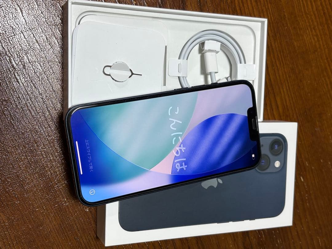 Apple iPhone 13 ミッドナイト本体
