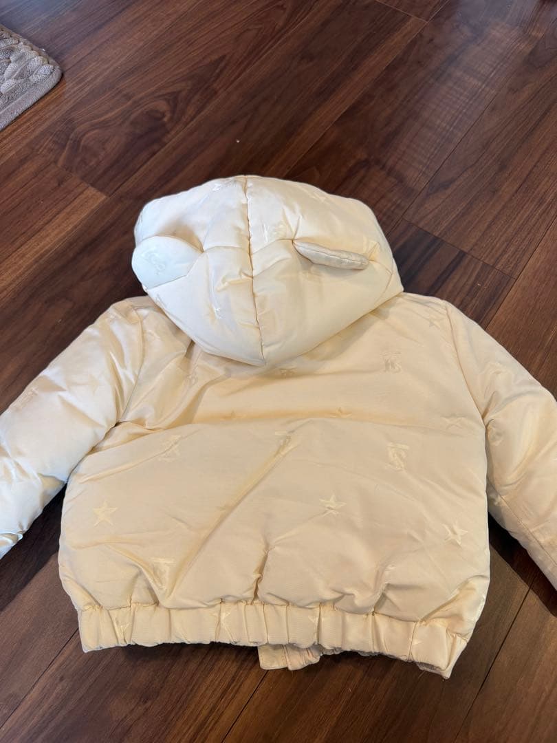 burberryダウン　Burberry バーバリー　子供用
