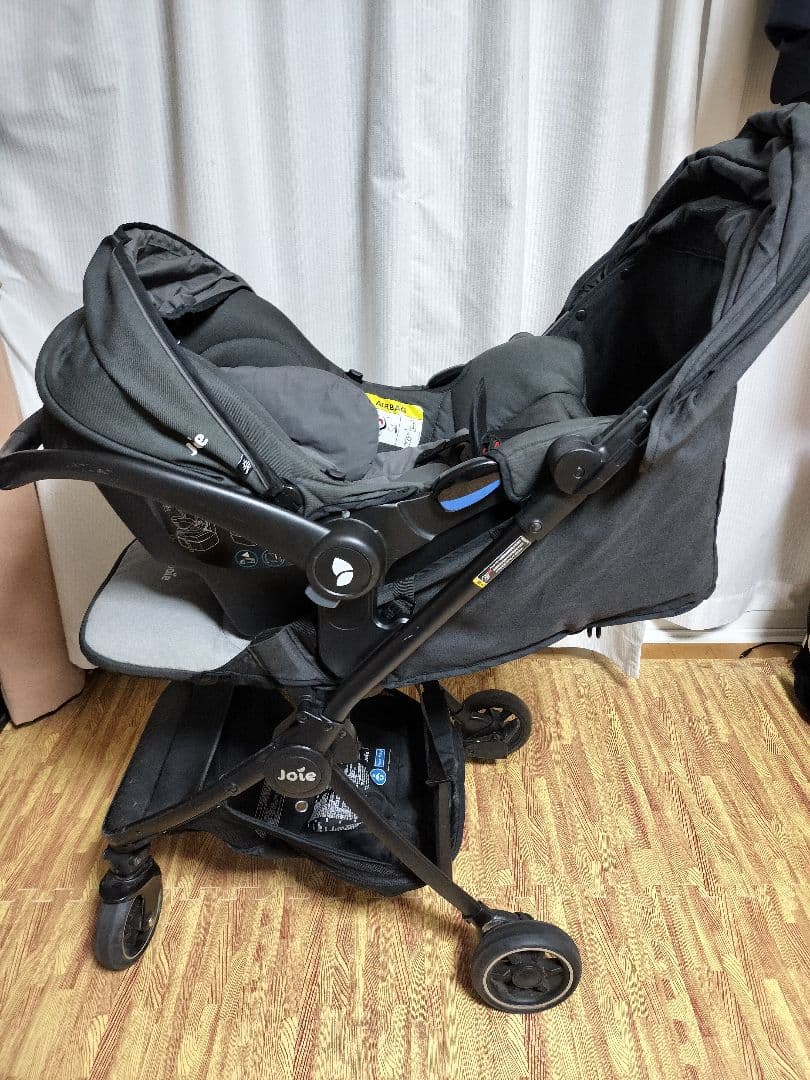 Joie　一体型チャイルドシート＆ベビーカーセット