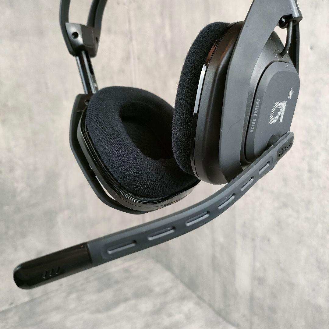 【迅速発送】ASTRO A50 ワイヤレスヘッドホン + ベースステーション