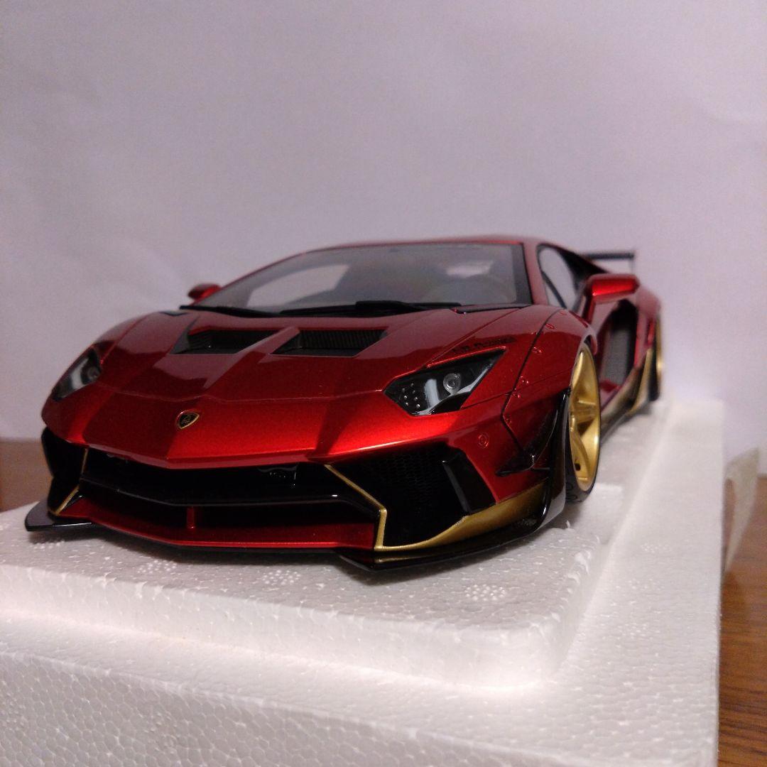 1/18LB-WORKSランボルギーニ　アヴェンタドール　リミテッドエディション