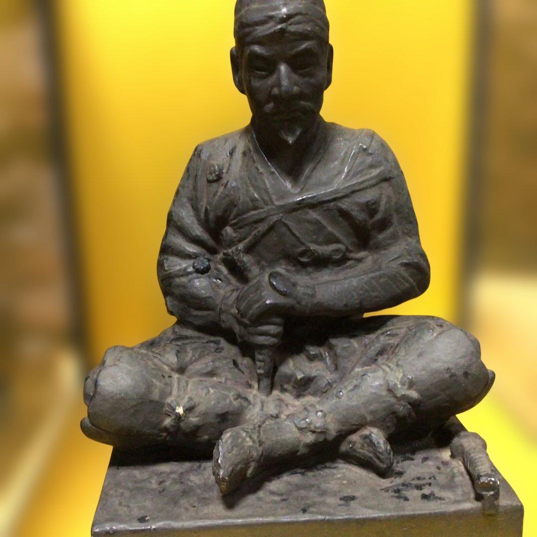 彫刻座像　楠木正成　作家物　武将　武士　武者　置物　希少