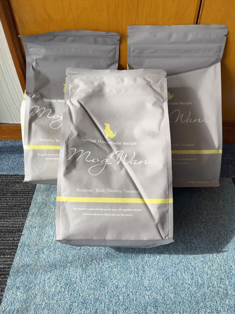 未開封　モグワンドライフード 1.8kg×3袋