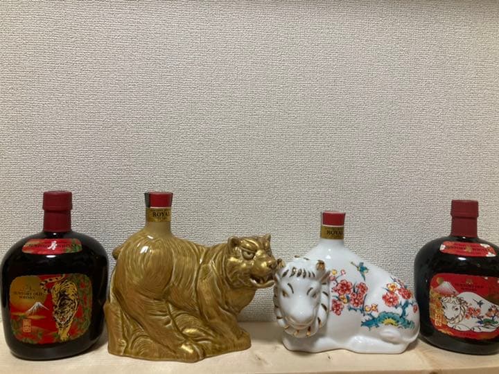 サントリー  ローヤル　干支　オールド　陶器　寅＆丑（虎＆牛）